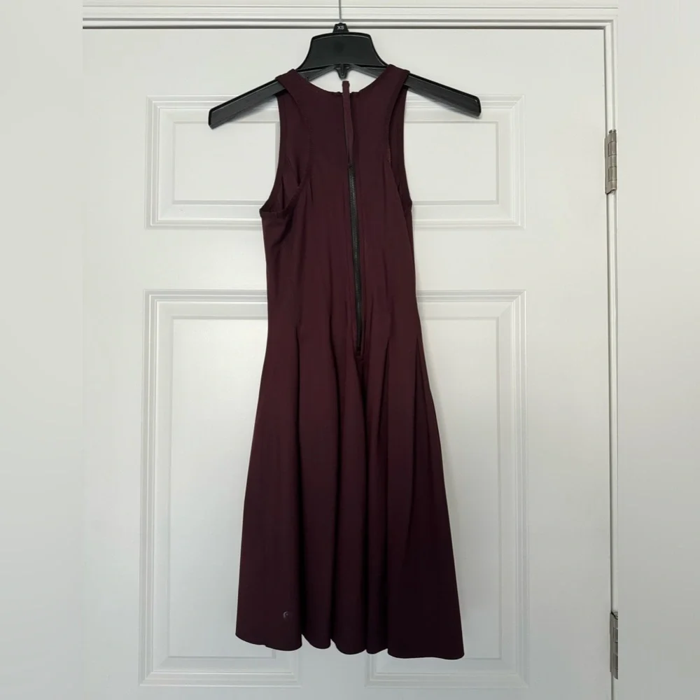 Lululemon here to there dress. Bordeaux 6 - Picture 4 of 7